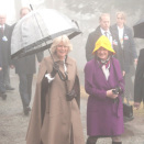 It was thick fog when Queen Sonja and Duchess Hertuginne Camilla arrived at the kindergarten on Fløyen Wednesday morning (Photo: Marit Hommedal / Scanpix)